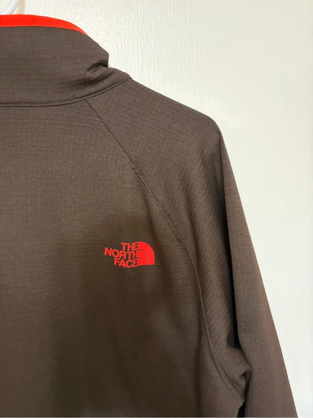 The North Face TKA Stealth L Waffle Knit Fleece Lined Jacket Black Red